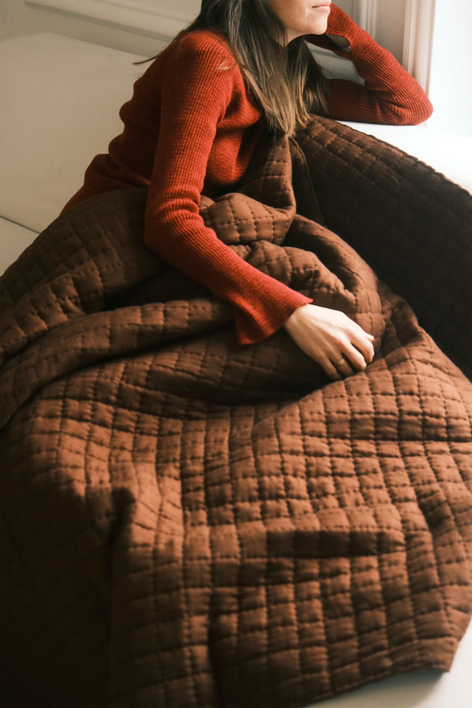 ORIGAMI BLANKET - BROWN