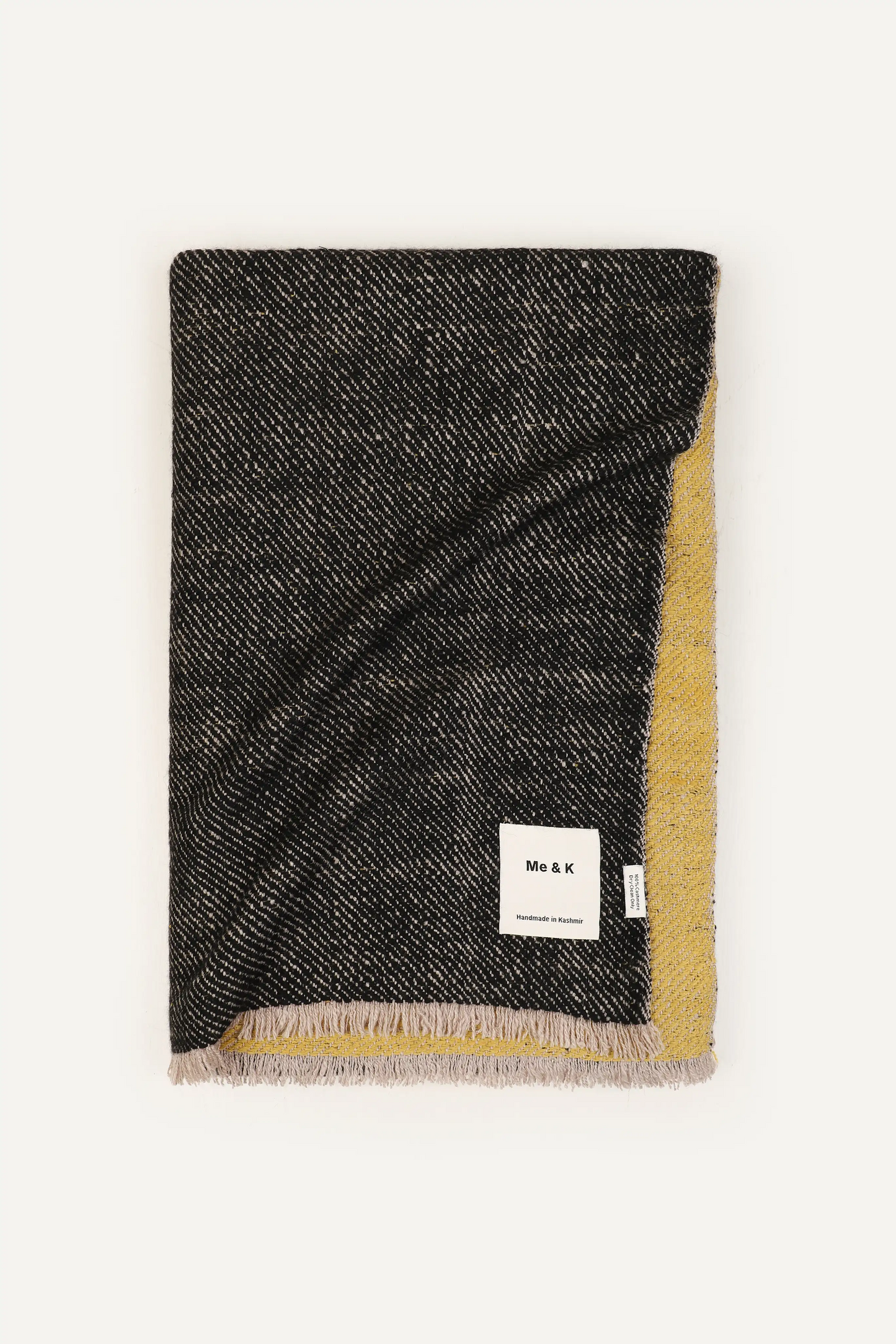 REVERSIBLE THROW - BLACK & SULPHUR