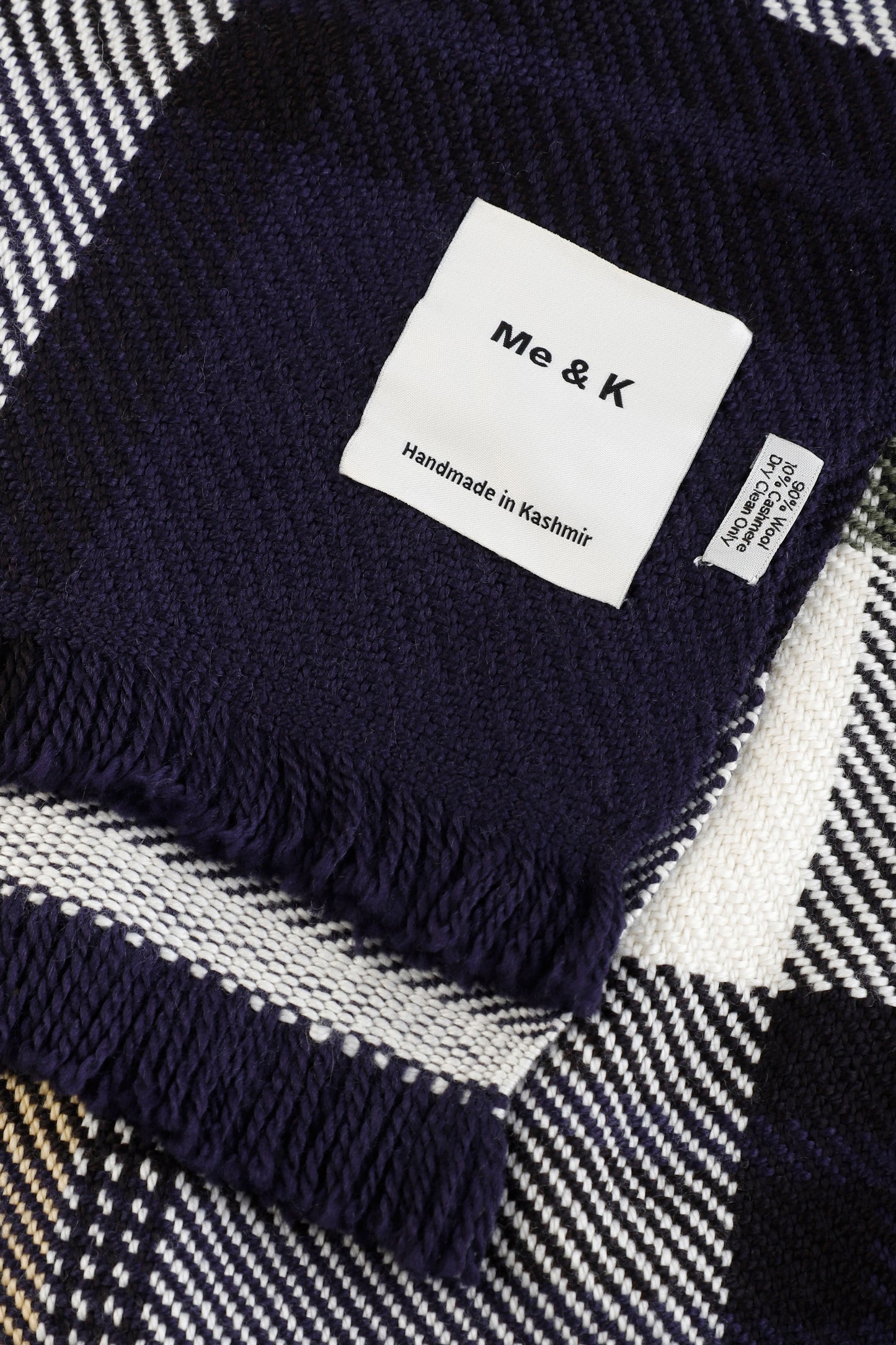 Classic Heritage: Wool & Cashmere Handwoven Check Tartan Throw