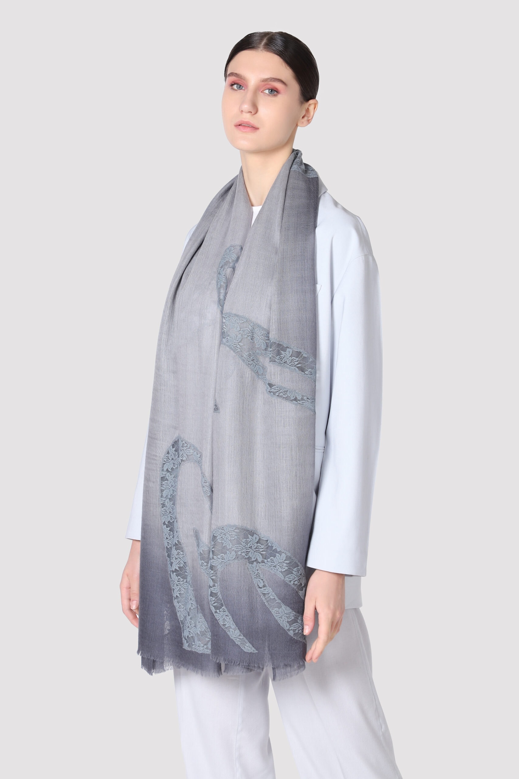 Full shot of women in belle ombre scarf in grey - Me&K