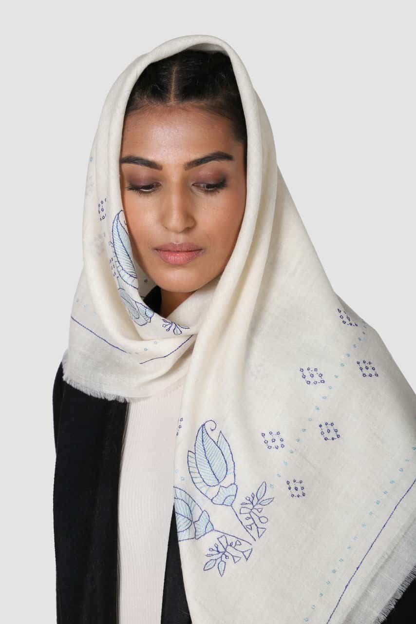 Woman covering her head with cashmere paisley square scarf in ivory - Me & K