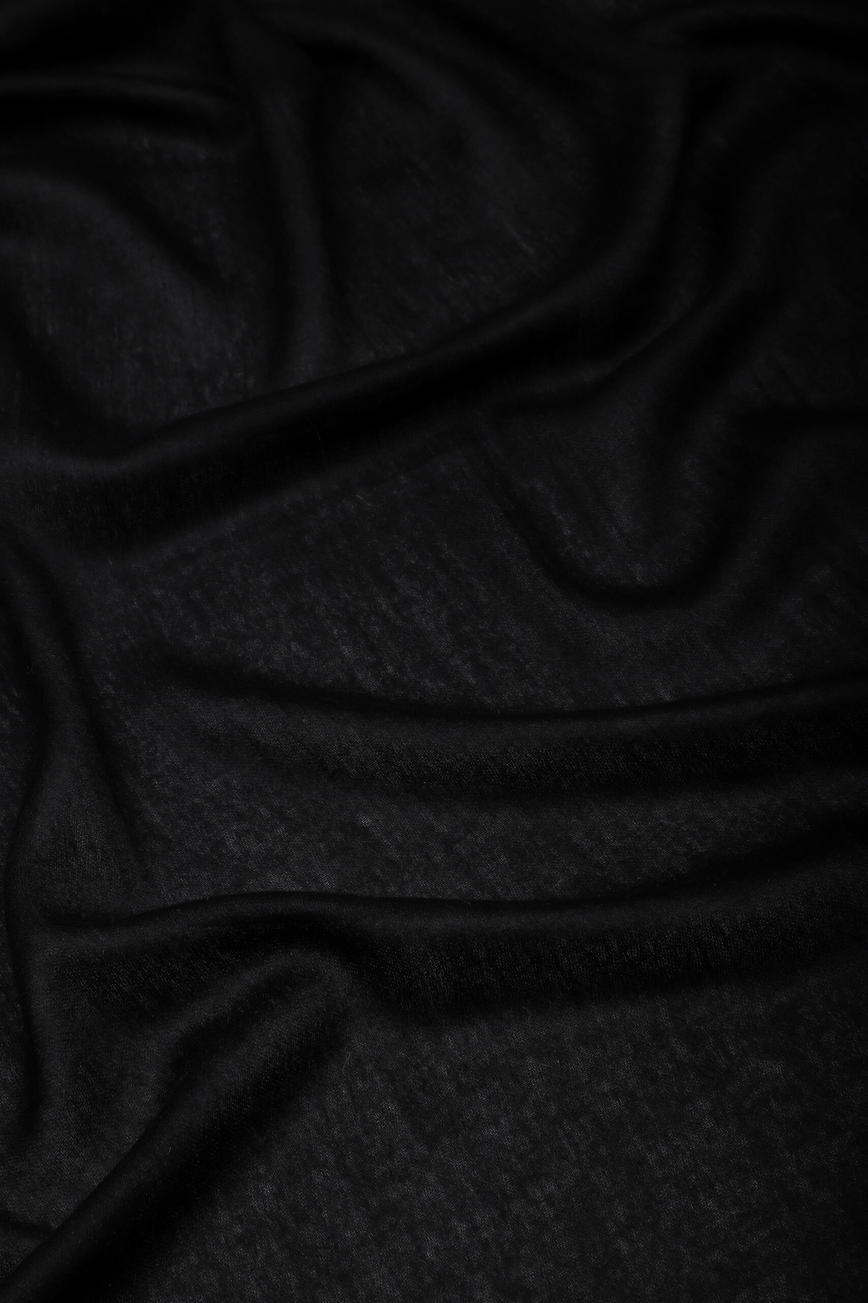 Elegant Twill Weave Cashmere Shawl | Solid Black | Me&K